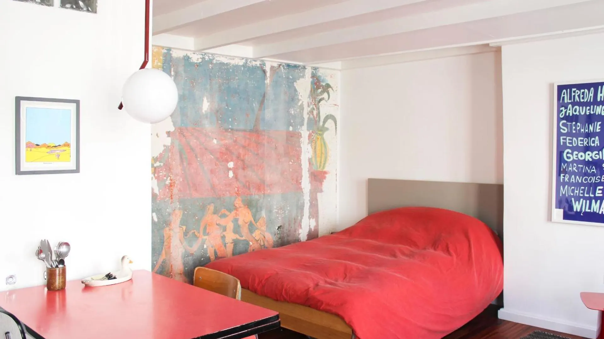 Cosy Studio In Paris Apartment