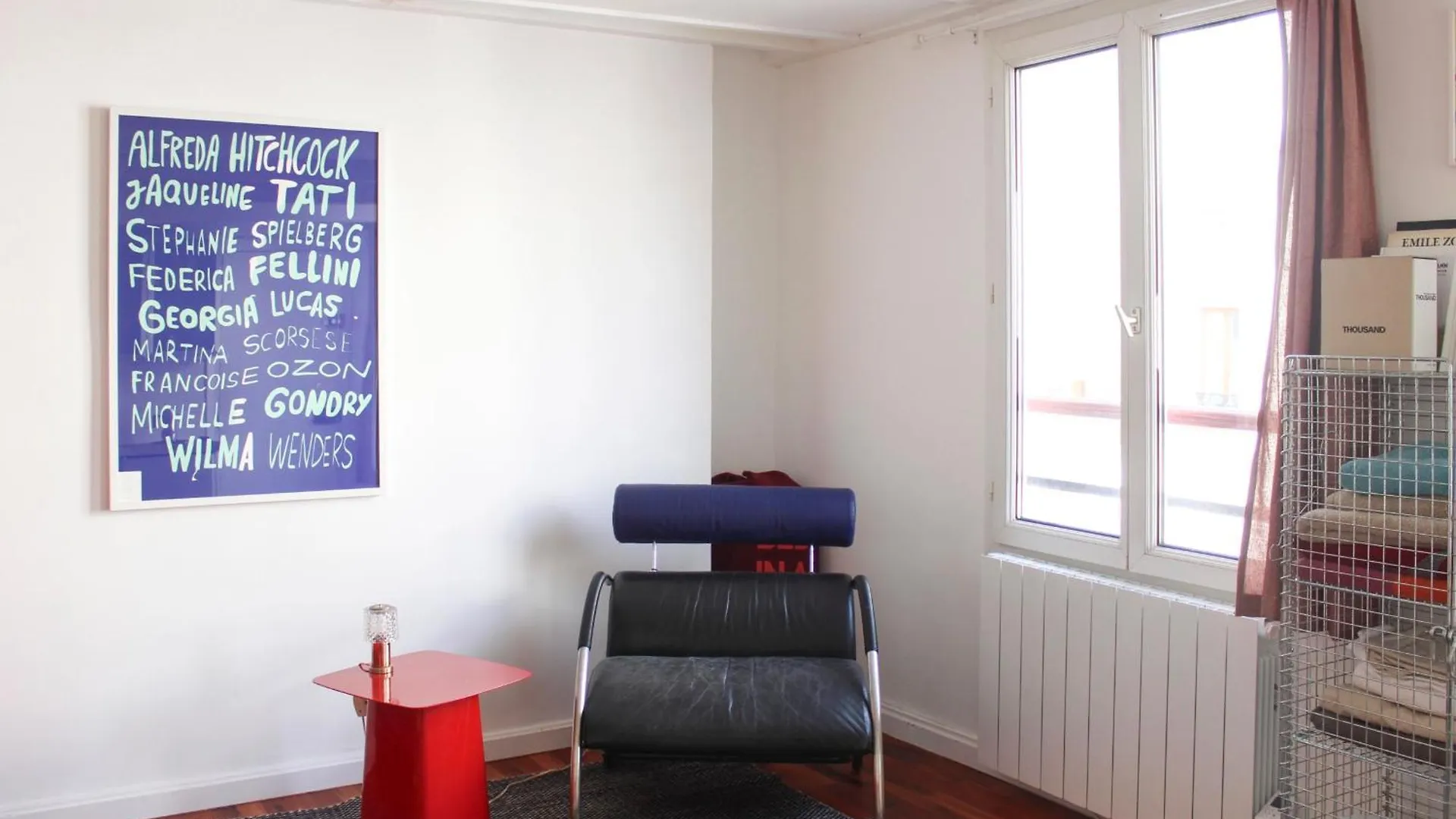 Cosy Studio In Paris Apartment